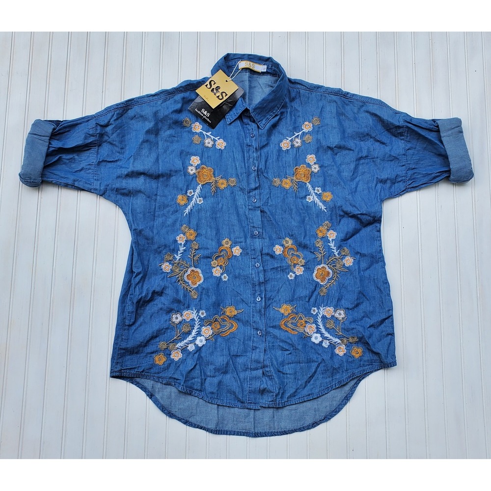 S&S Floral Embroidered Chambray Shirt Womens Large Blue Denim Look Button Down